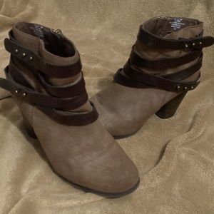 Booties, square heel, super comfy